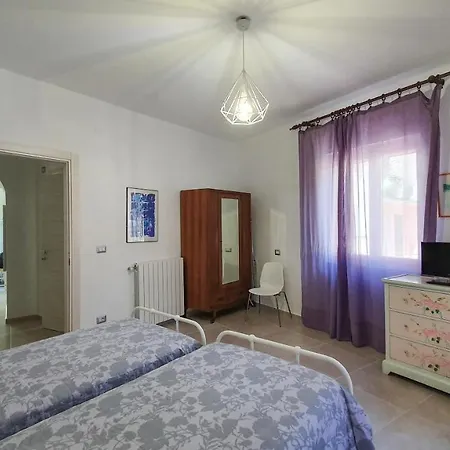 Diamond Apartment *